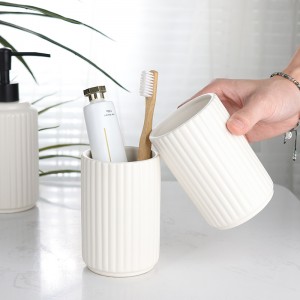 Bathroom Product Modern 5 Piece White Vertical Stripe Simple Ceramic Set Bathroom Accessories