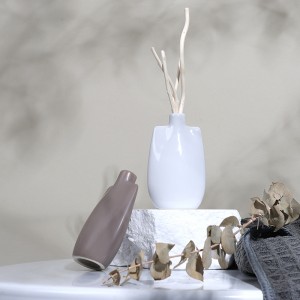 ODM Elegance and Practicality Ceramic Gentlemen’s Stopper Aroma Diffuser