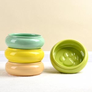 ODM Pet Accessories Cut Cylinder Belly Shape Fishbone Embossed Decorations Ceramic Cat Dog Food Bowl