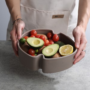 ODM Modern Glazed Elegance Ceramic Leaf-Shaped Dining Bowl
