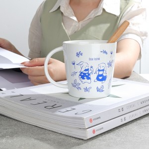 Modern Unique Classic Bunny Decals Ceramic Wide-Mouth Gift Mug
