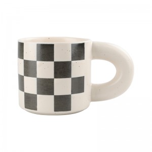 Factory Handmade Personalized Ceramic Coffee Grid Pattern Mug for Gift