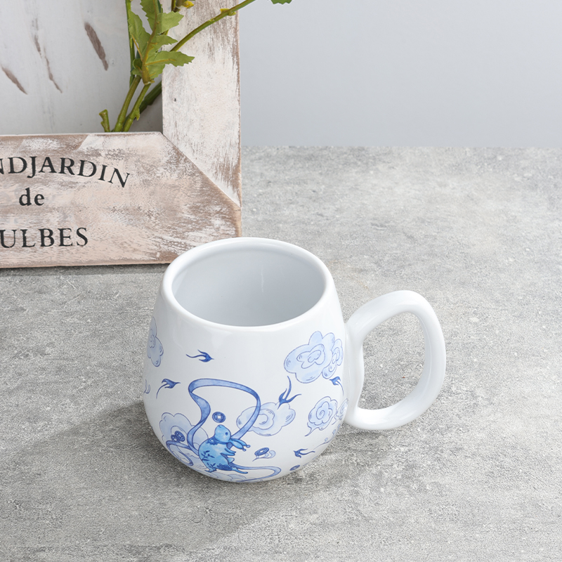 Irregular-Handle-Gift-Mug (1)
