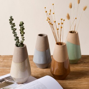 Modern Matte Ceramic Vase for Dried Flower Arrangements