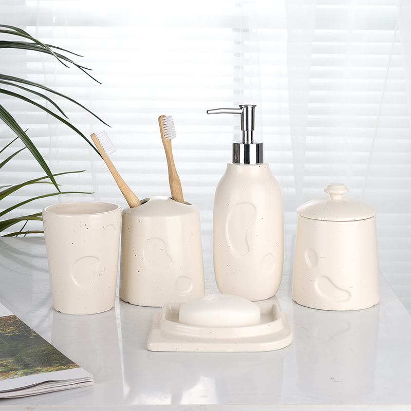 Factory Supplier 5-Piece Soap Dispenser Soap Dish Tumbler Ceramic Bathroom Sets