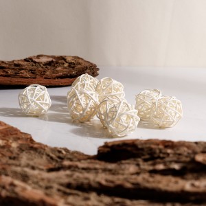 Fashion Decoration Christmas Accessories Handmade Reed Diffuser Rattan Ball