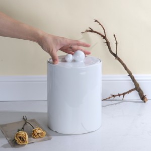 Decorative Ceramic Hotel Bathroom Toilet Accessory Elegant Ceramic V-Shaped Waste Bin Trash Can