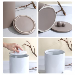 Decorative Ceramic Hotel Bathroom Toilet Accessory Elegant Ceramic V-Shaped Waste Bin Trash Can