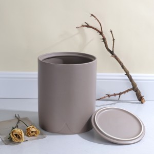 Decorative Ceramic Hotel Bathroom Toilet Accessory Elegant Ceramic V-Shaped Waste Bin Trash Can