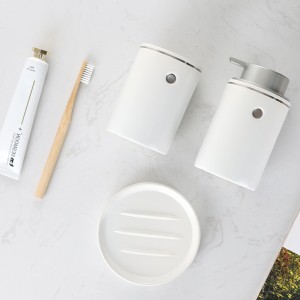 Factory Supplier Home Decorations White 3-Piece Soap Dish Tumbler Soap Dispenser Bathroom Ceramic Set