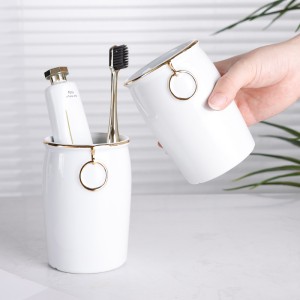 Modern White 4-Piece Ceramic Bathroom Accessory Set