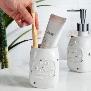 Hot Selling Bosilun Modern 4pcs Ceramic Bathroom Accessories