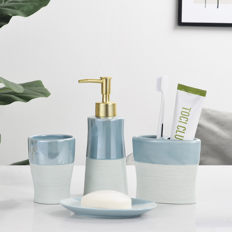 Manufacturer Modern Glazed 4 Piece Ceramic Bath Set Accessories For The Bathroom-1
