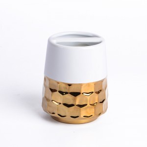 Factory Custom Stoneware Nordic Luxury Design Ceramic Bathroom Accessories Set