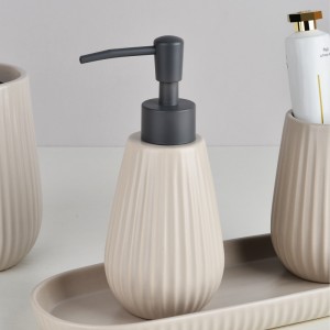 China Factory Modern Ceramic Elegant Custom ODM Bathroom Soap Dispenser Set with Tray