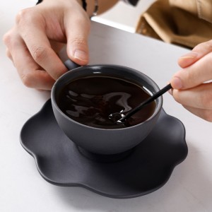 Luxury Black Clay Porcelain Plate Set