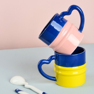 Factory Handmade Personalized Ceramic Heart-Shaped Handle Coffee Mug Stylishly Designed Straw Tumbler